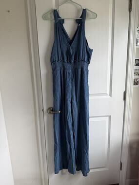 L Love Jumpsuit Womens Large Blue Sleeveless, Back Keyhole, Stretch Pantsuit